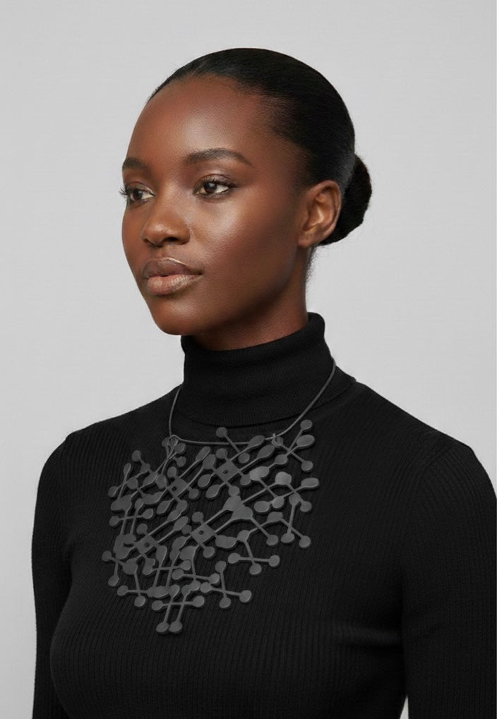 Criss Cross Necklace