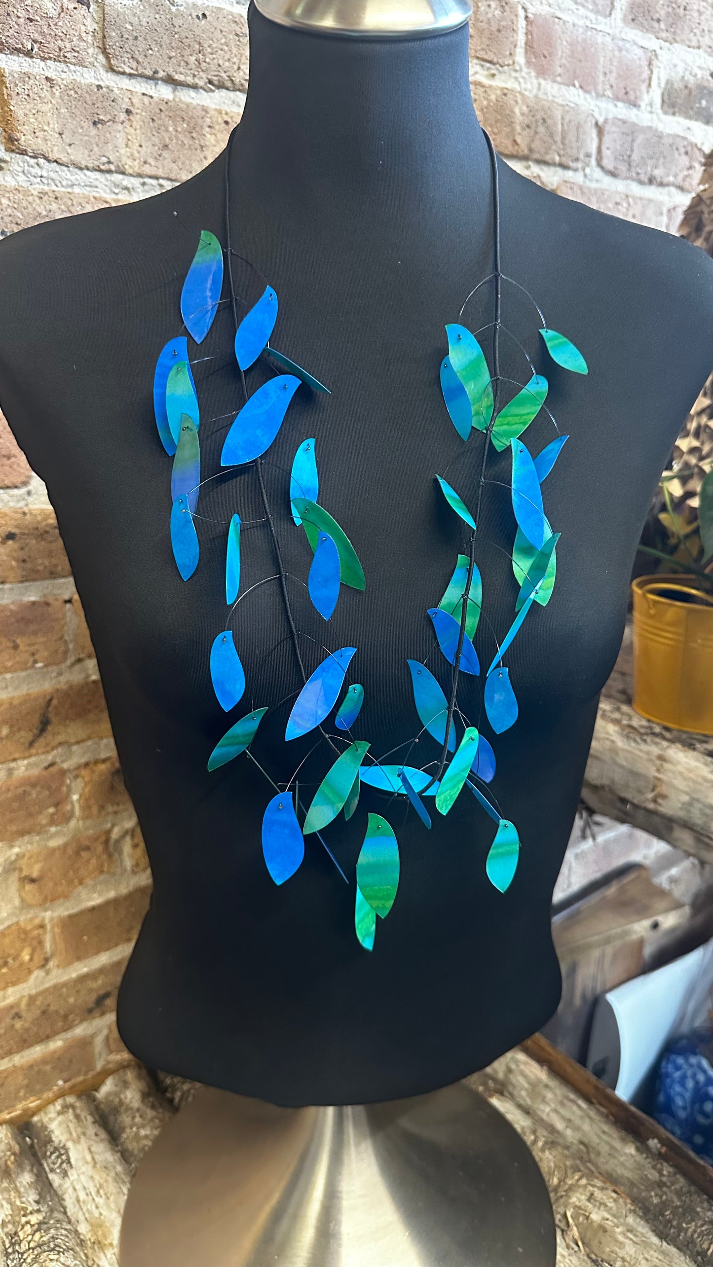 Ocean Waves Kinetics Necklace