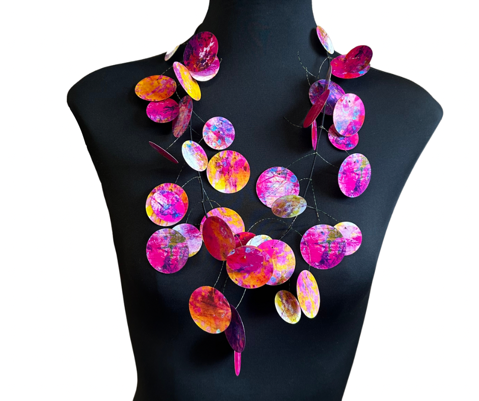 Multicolor Kinetics Necklace