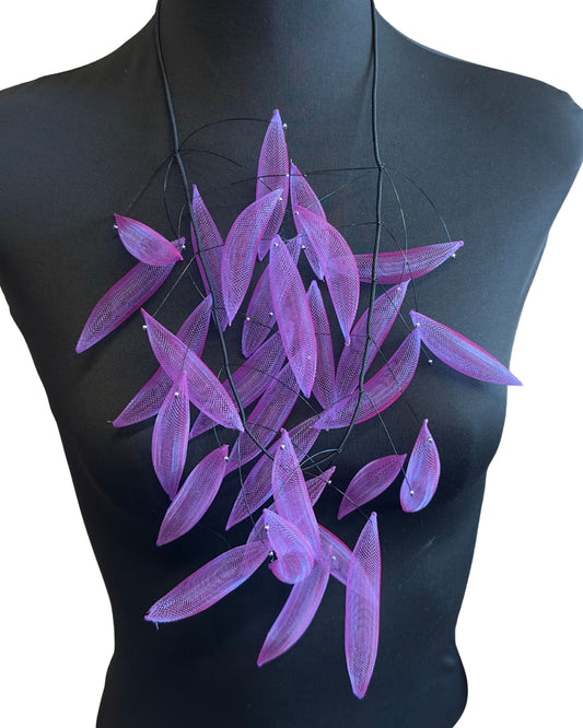 Aero Violet Kinetic Necklace