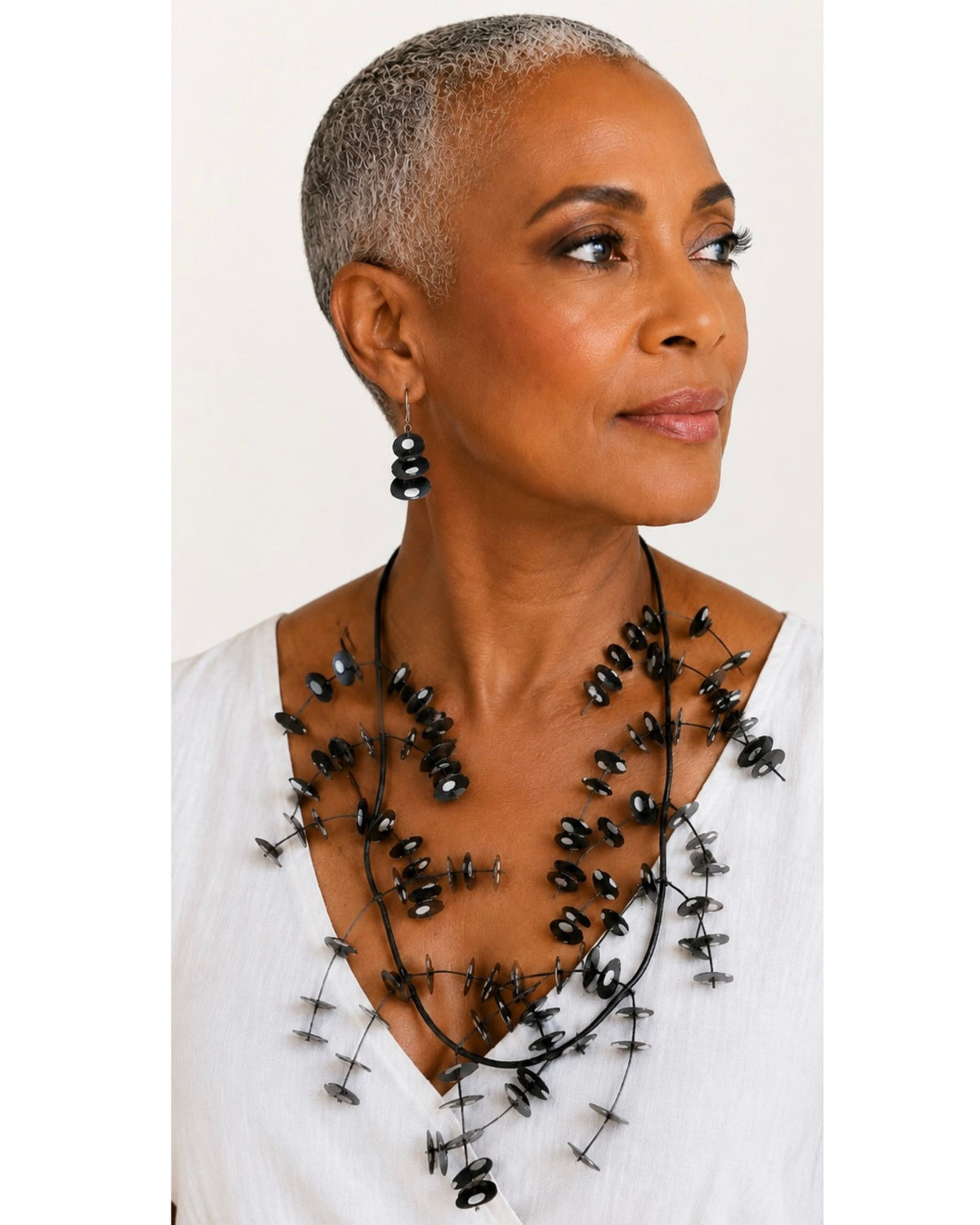 Shorties Kinetics Necklace