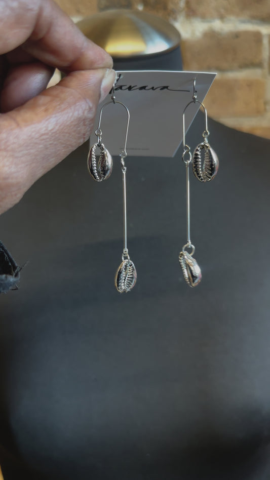 Double Prosperity Cowrie