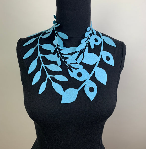Tee leaves or Leafy Necklace