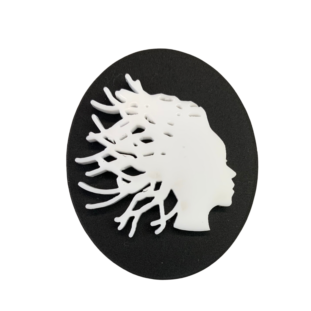 Cameo Crown Act Brooch