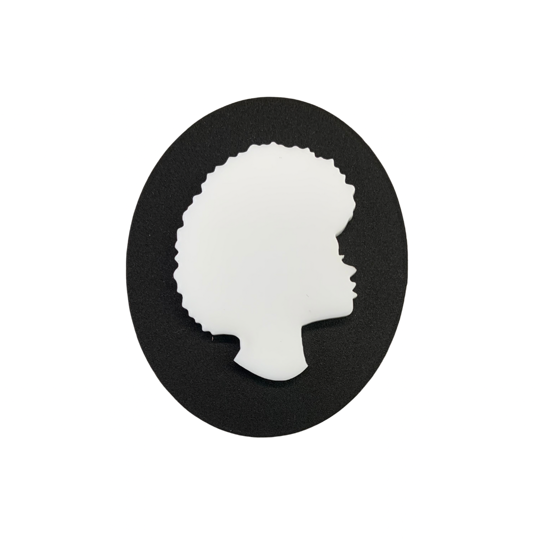 Cameo Crown Act Brooch