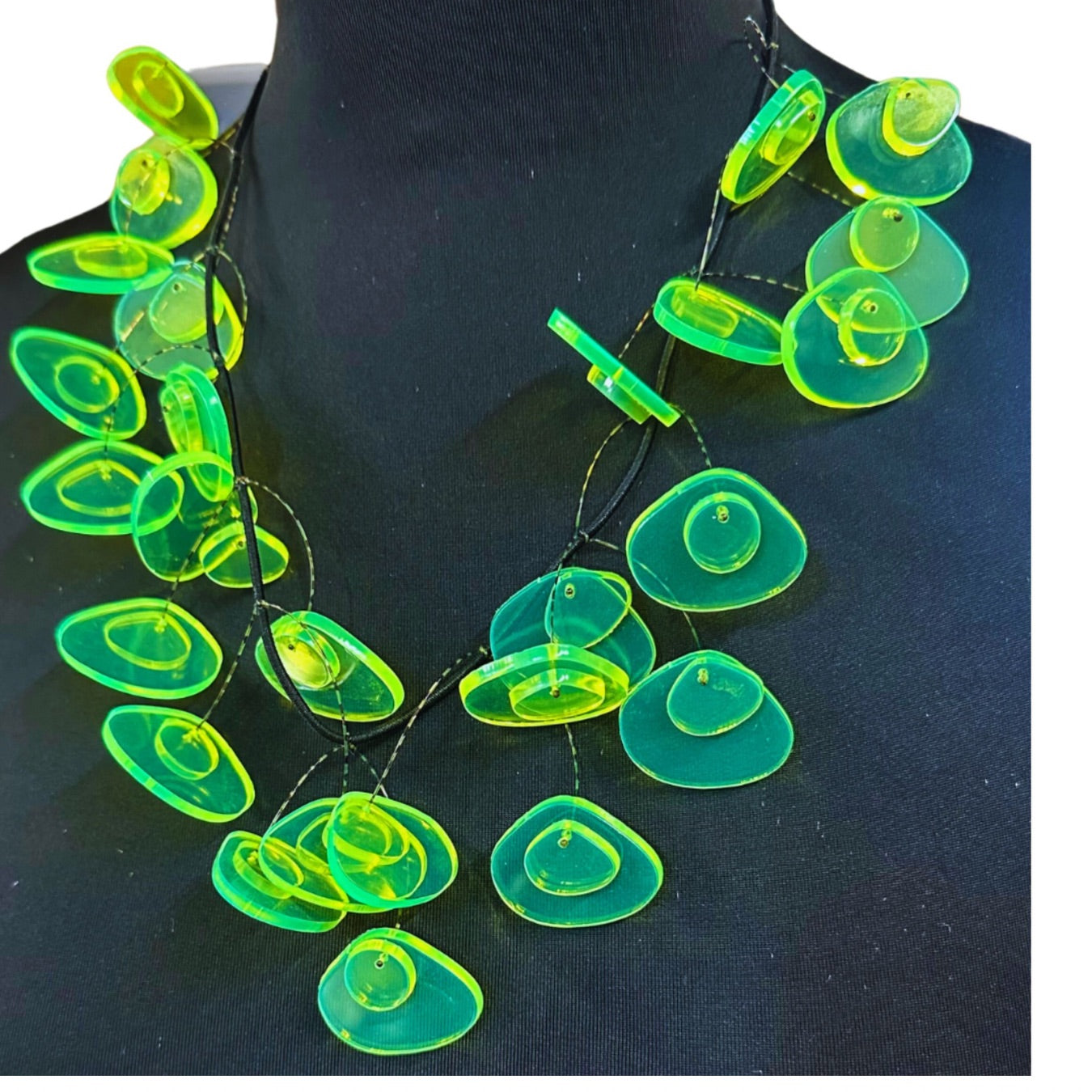 Lucite Kinetics Necklace